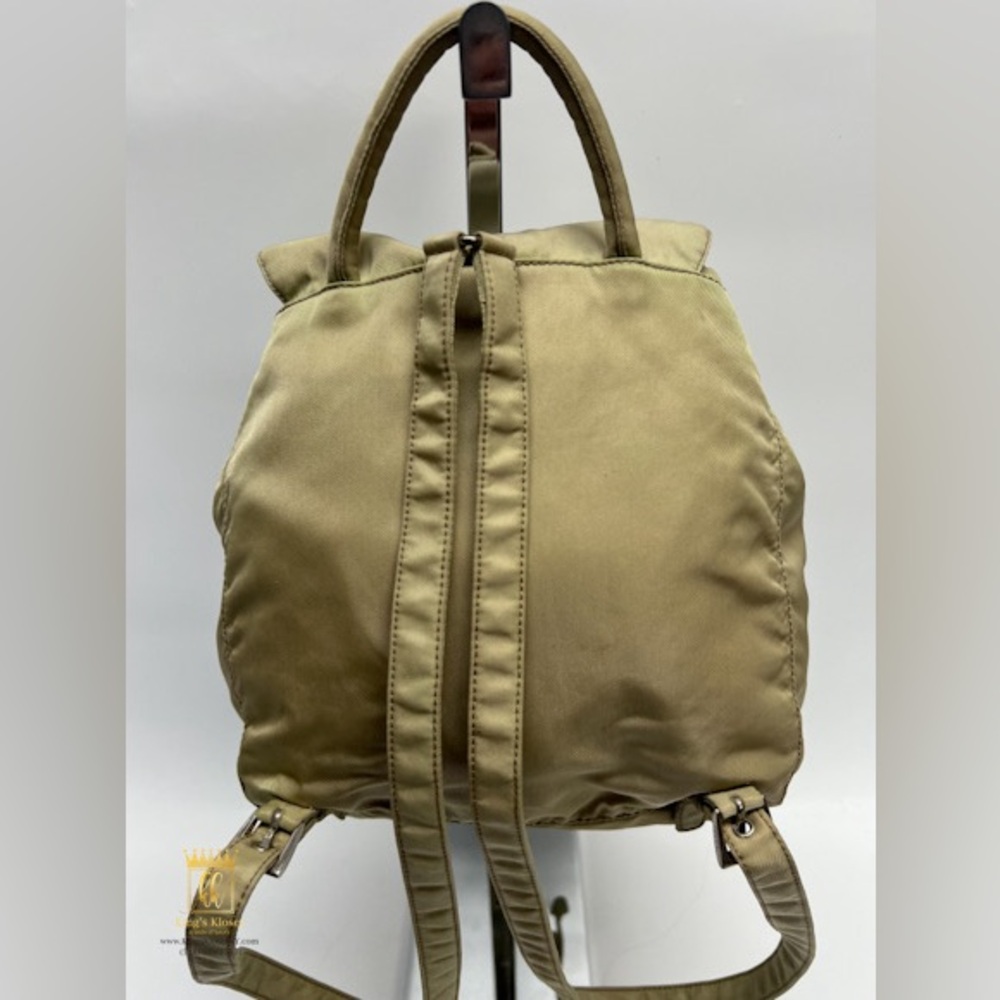 🤍SOLD🤍Prada backpack mini - Picture 4 of 13
